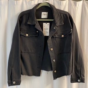 Zara size medium black distressed jeans jacket NWT 🖤